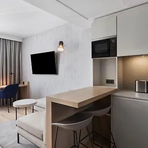 By Marriott East 4* Wiedeń